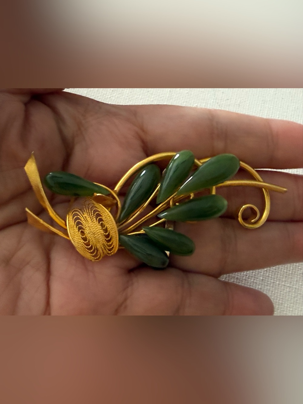 Vermeil Vintahe  Gold-Tone Brooch with Green Teardrop Stones